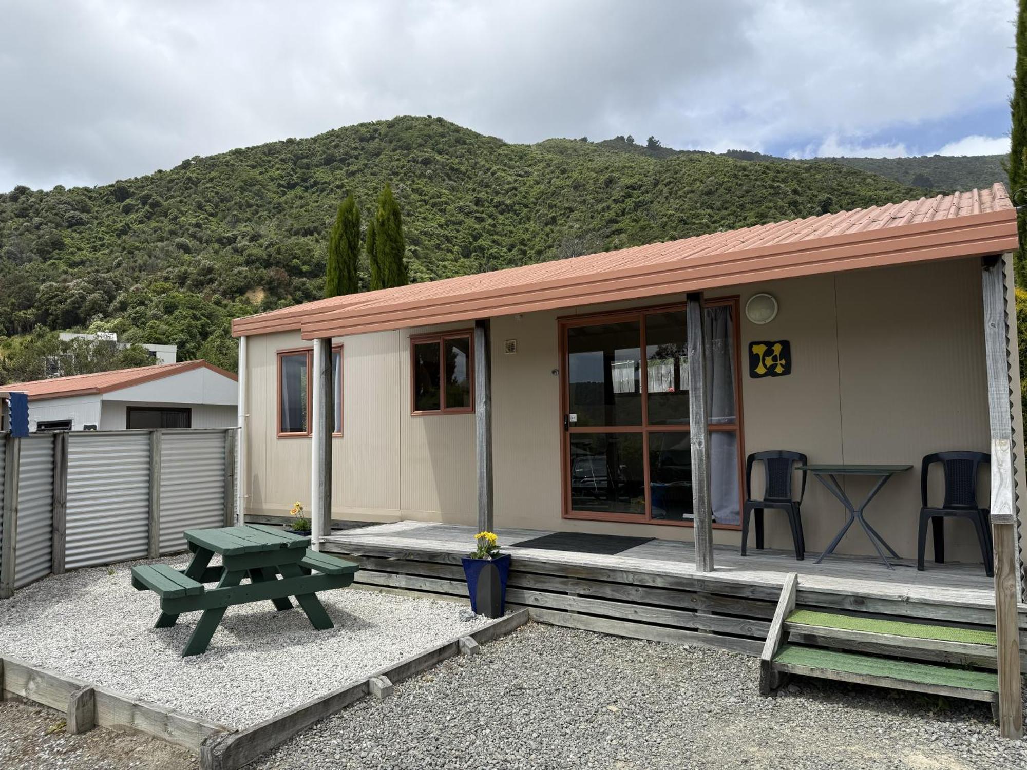 Picton'S Waikawa Bay Holiday Park מראה חיצוני תמונה